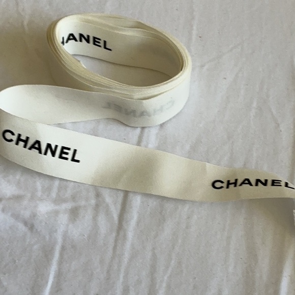 CHANEL Gift Wrap wide White Ribbon With Logo 58x1